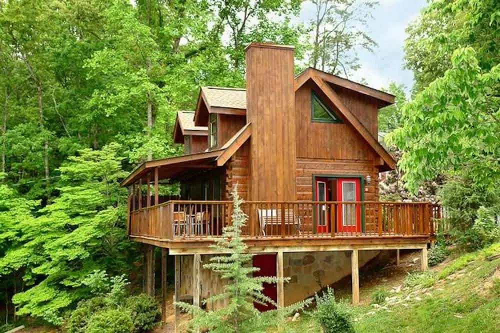 4 Ways to Save Money in an Affordable Gatlinburg Cabin Rental