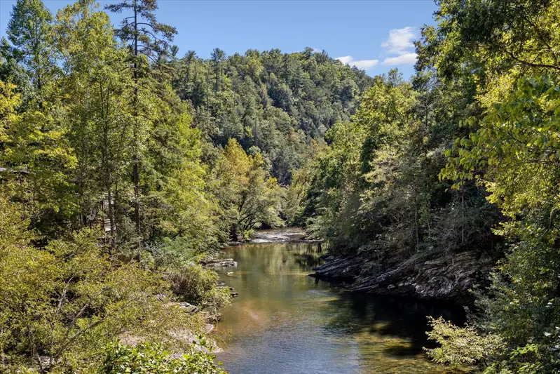 River Vibes