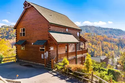 Big Sky cabin with mountain view in fall