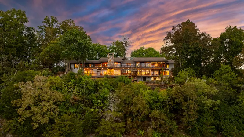 Hatties Lake Retreat